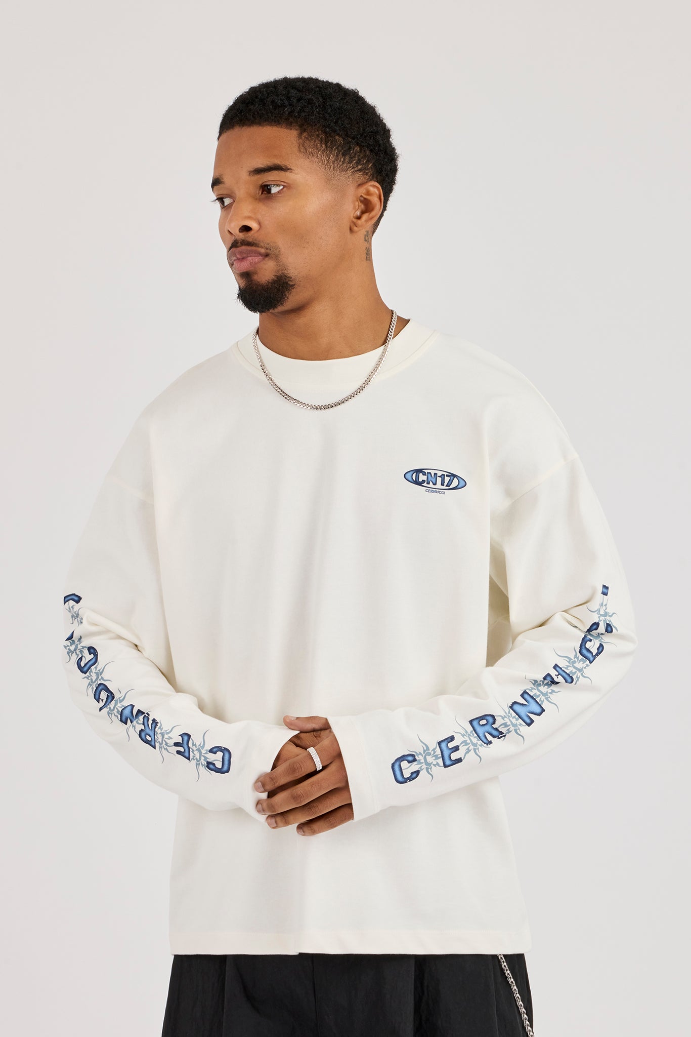 CN17 Cernucci Long Sleeve T-Shirt - Off White